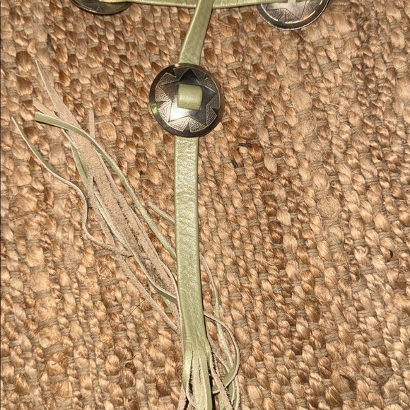 Authentic leather vintage belt in a sage color - Picture 3 of 5